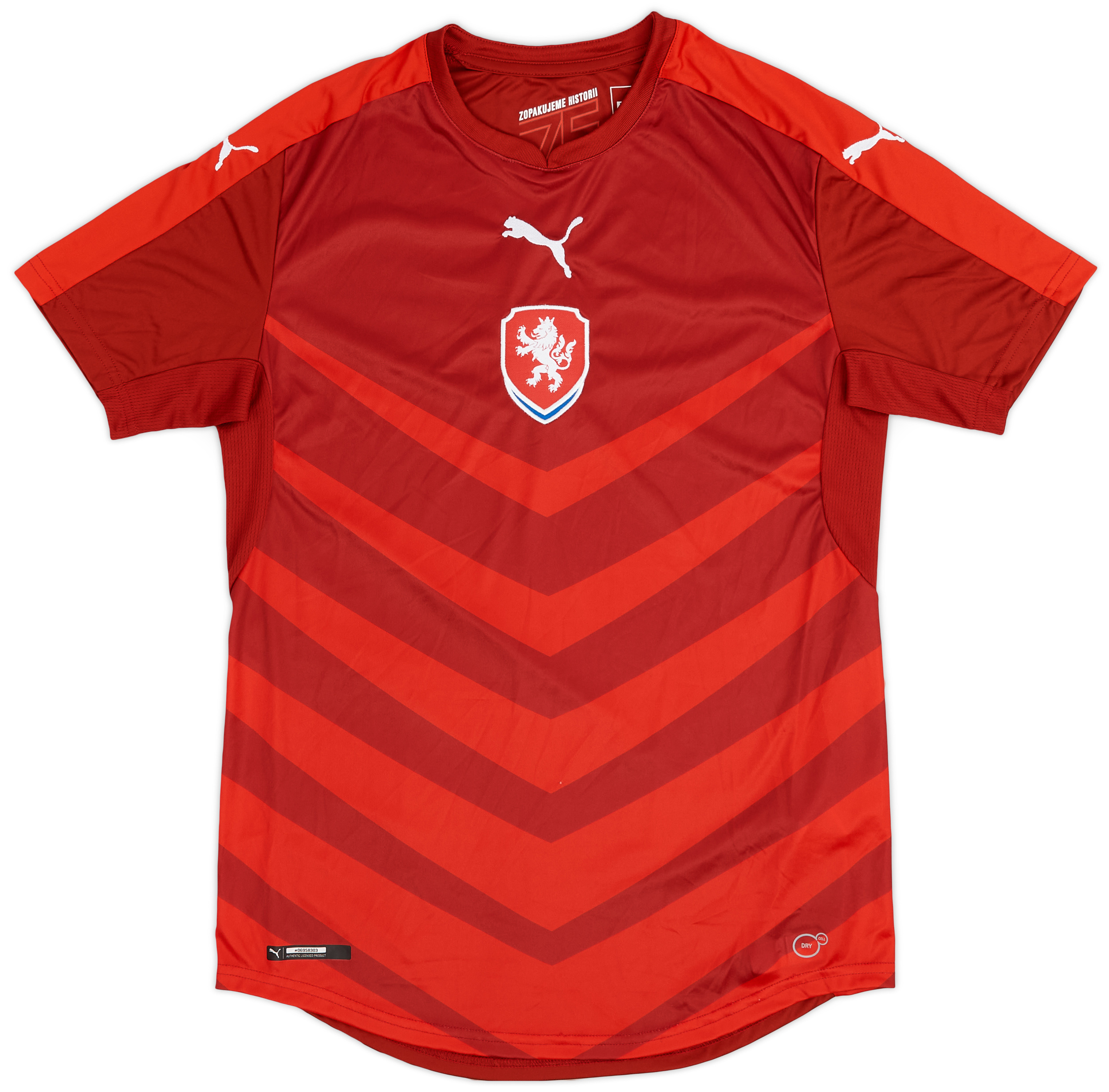 2016-17 Czech Republic Home Shirt - 9/10 - ()