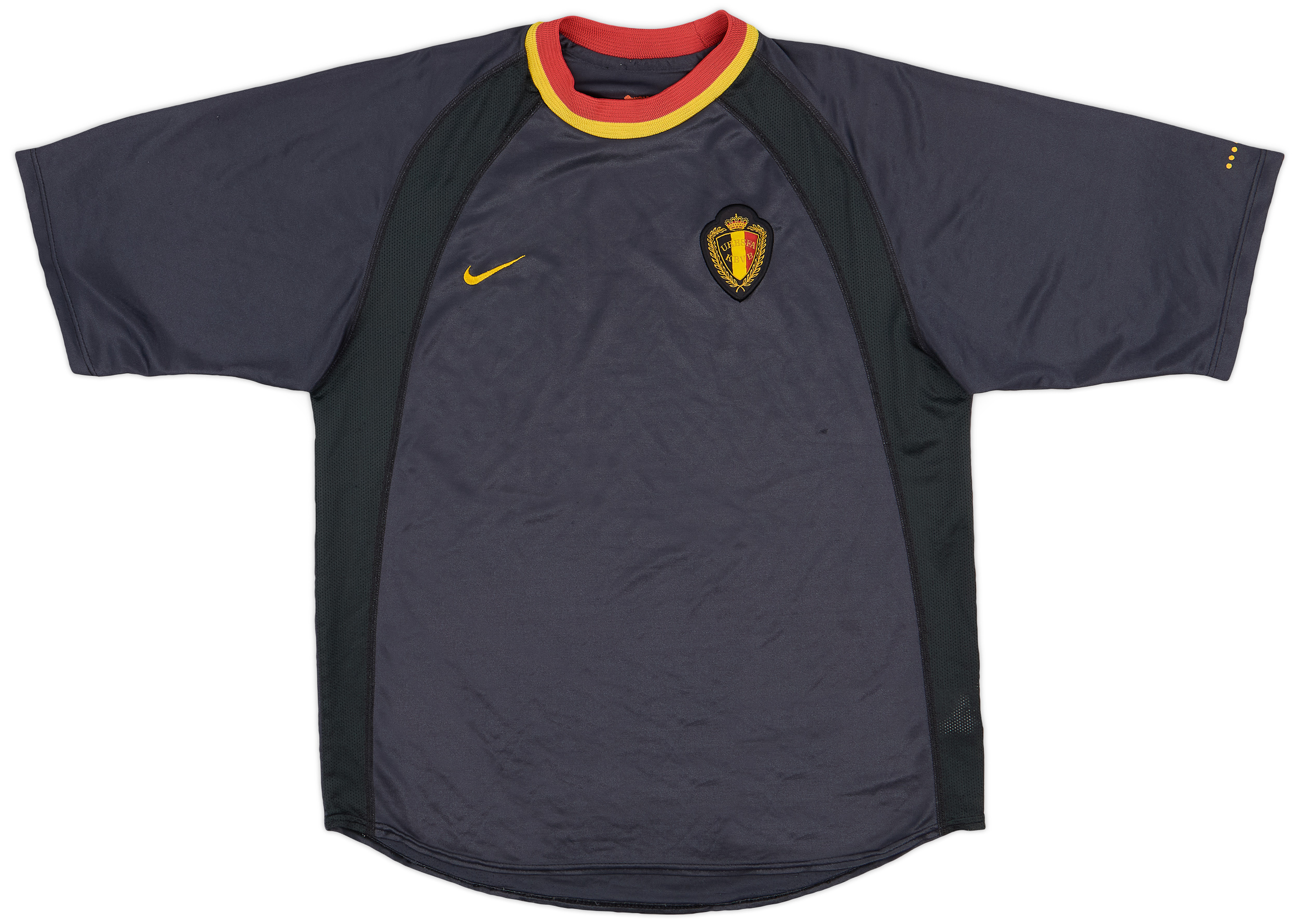 2000-02 Belgium Away Shirt - 5/10 - ()