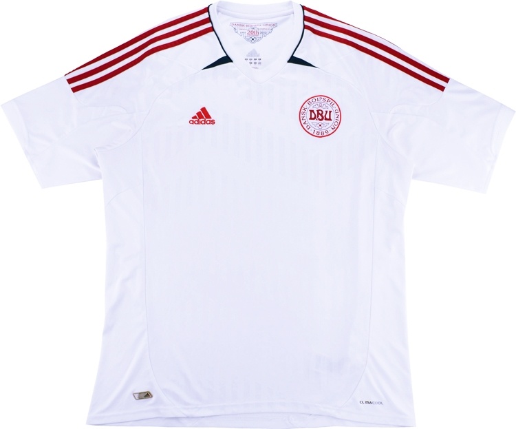 Denmark Home football shirt 2010 - 2011.