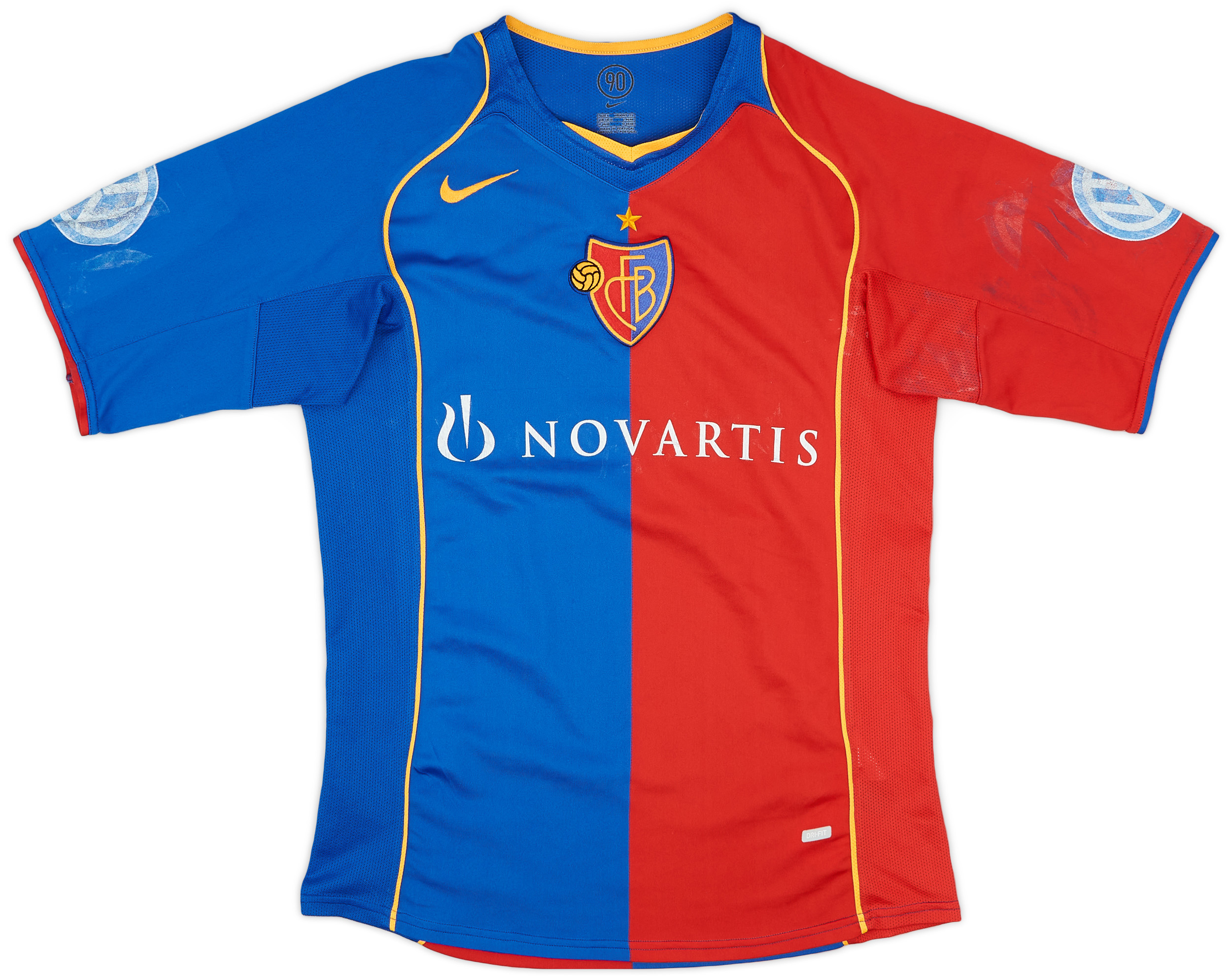 2004-05 FC Basel Home Shirt - 5/10 - ()