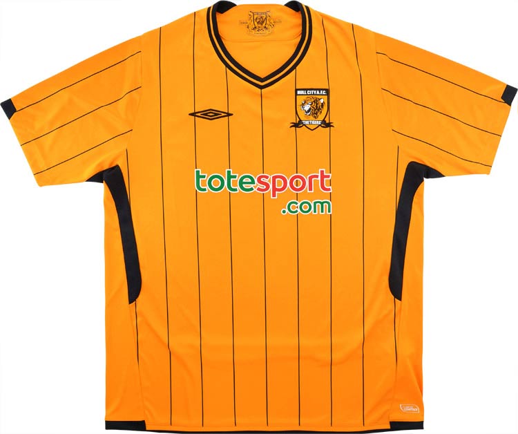 Hull City Goalkeeper football shirt 2010 - 2011. Sponsored by Totesport.com