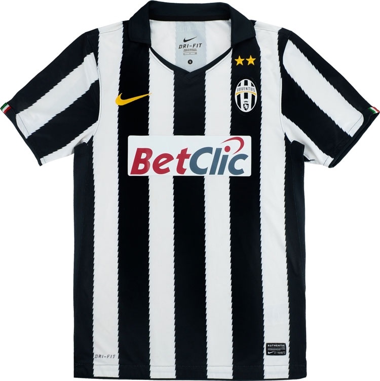 2010-11 Juventus Home Shirt