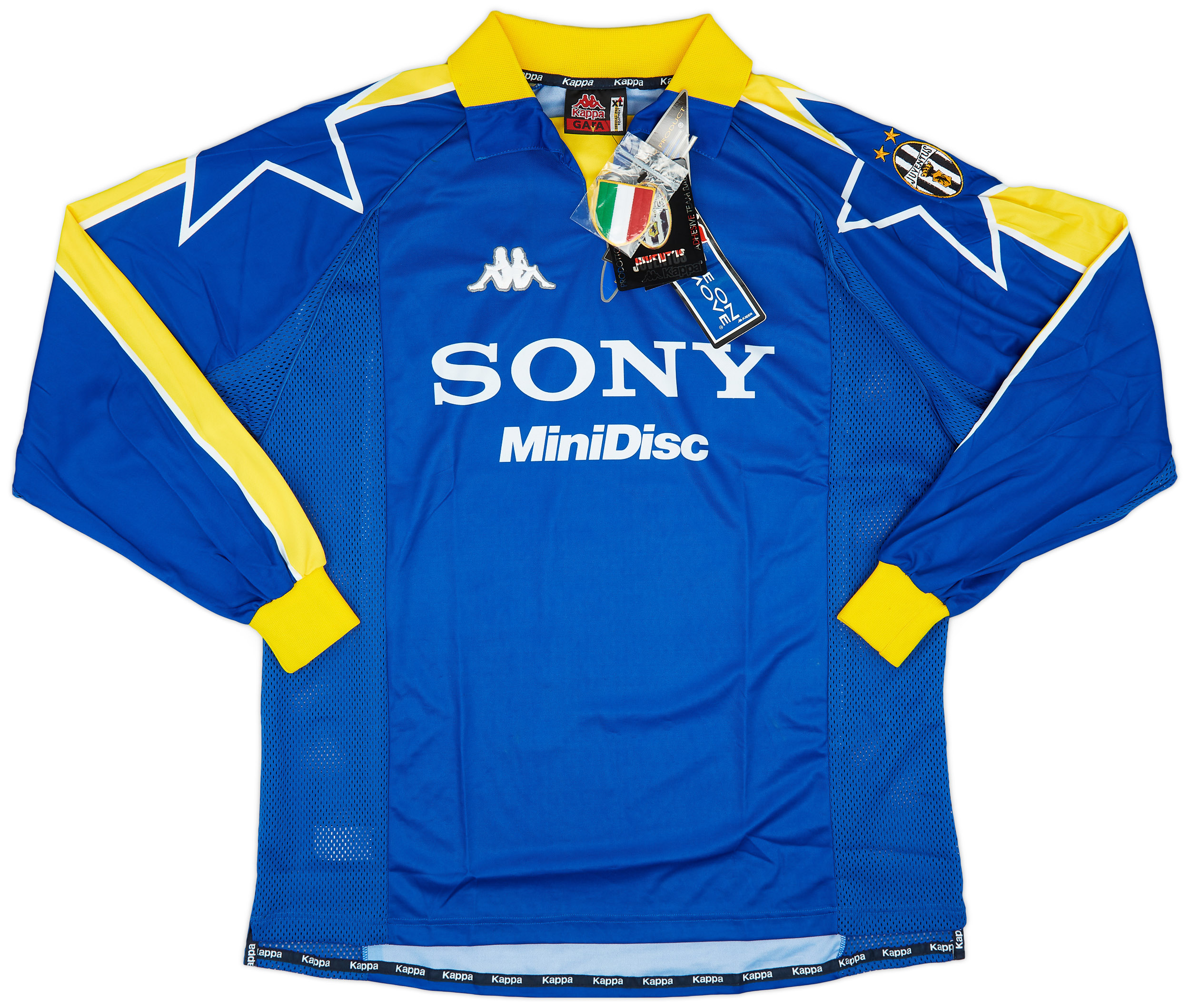 1997-98 Juventus Third Shirt ()