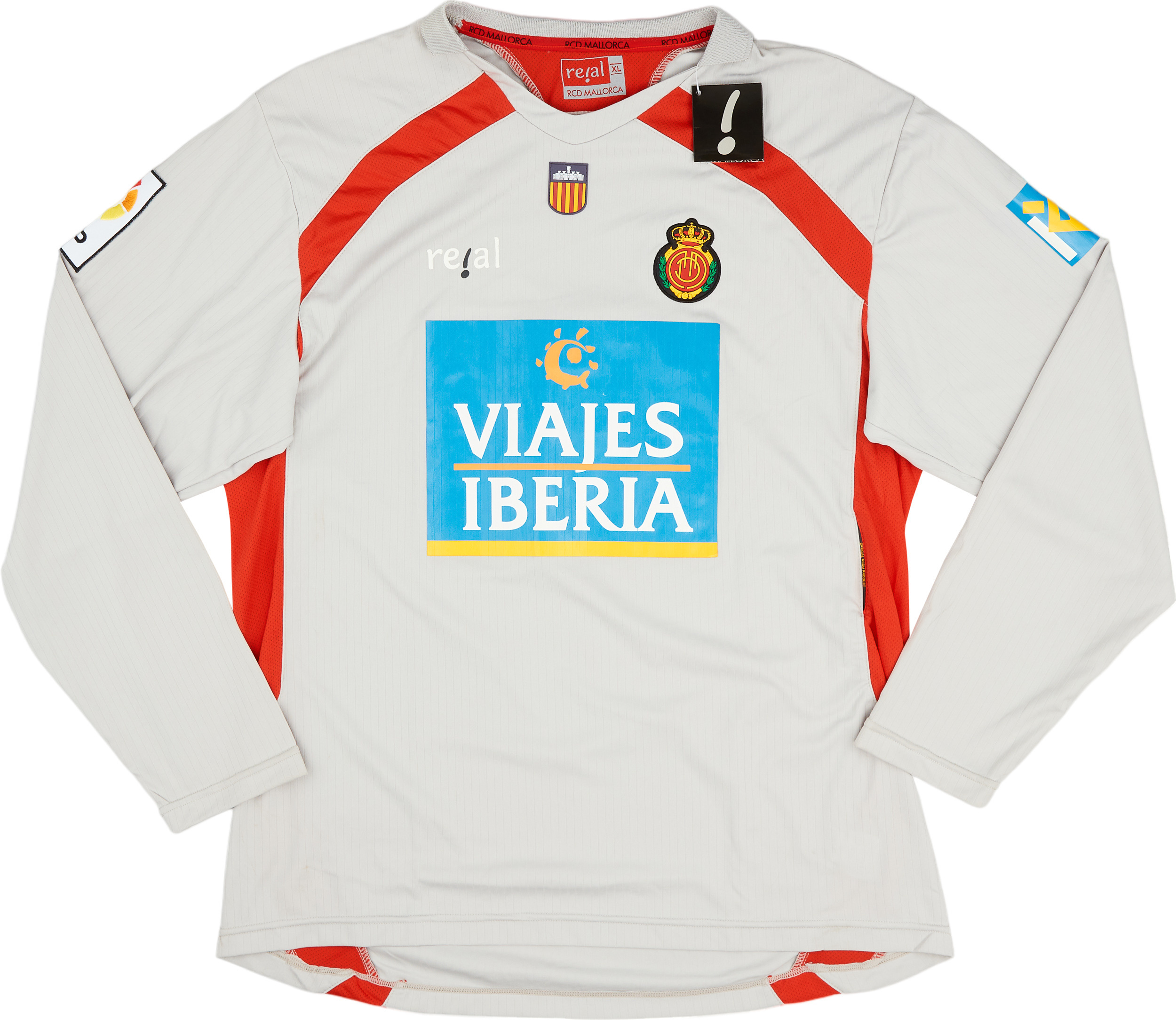 2007-08 Mallorca Away Shirt ()