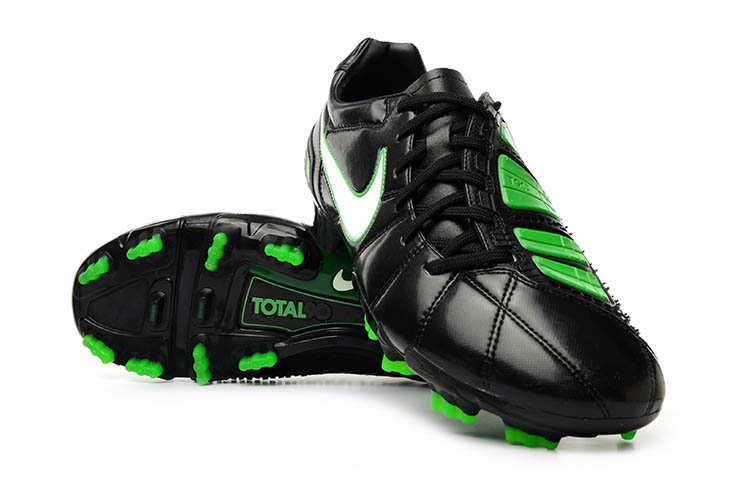 nike total 90 strike iii