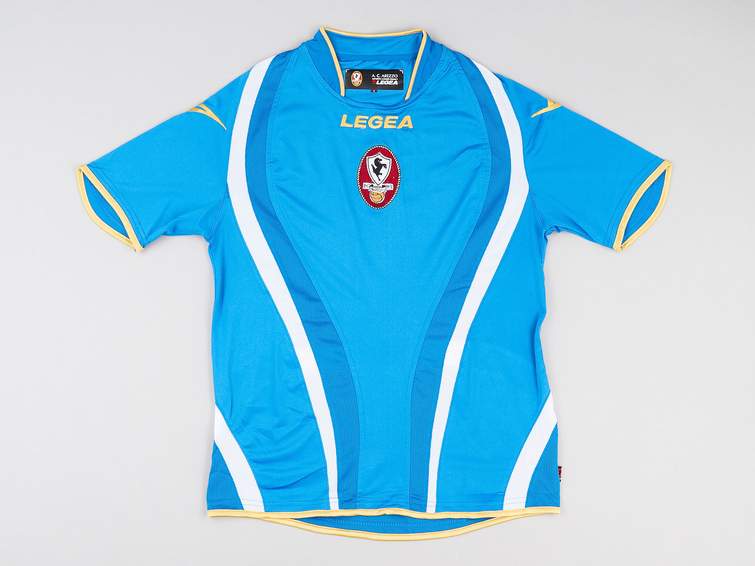 2010-11 Arezzo Third Shirt