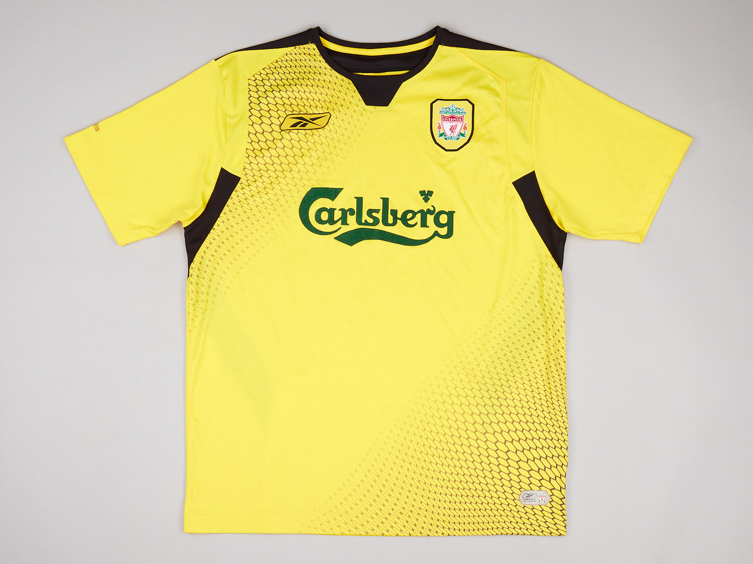 liverpool yellow carlsberg kit