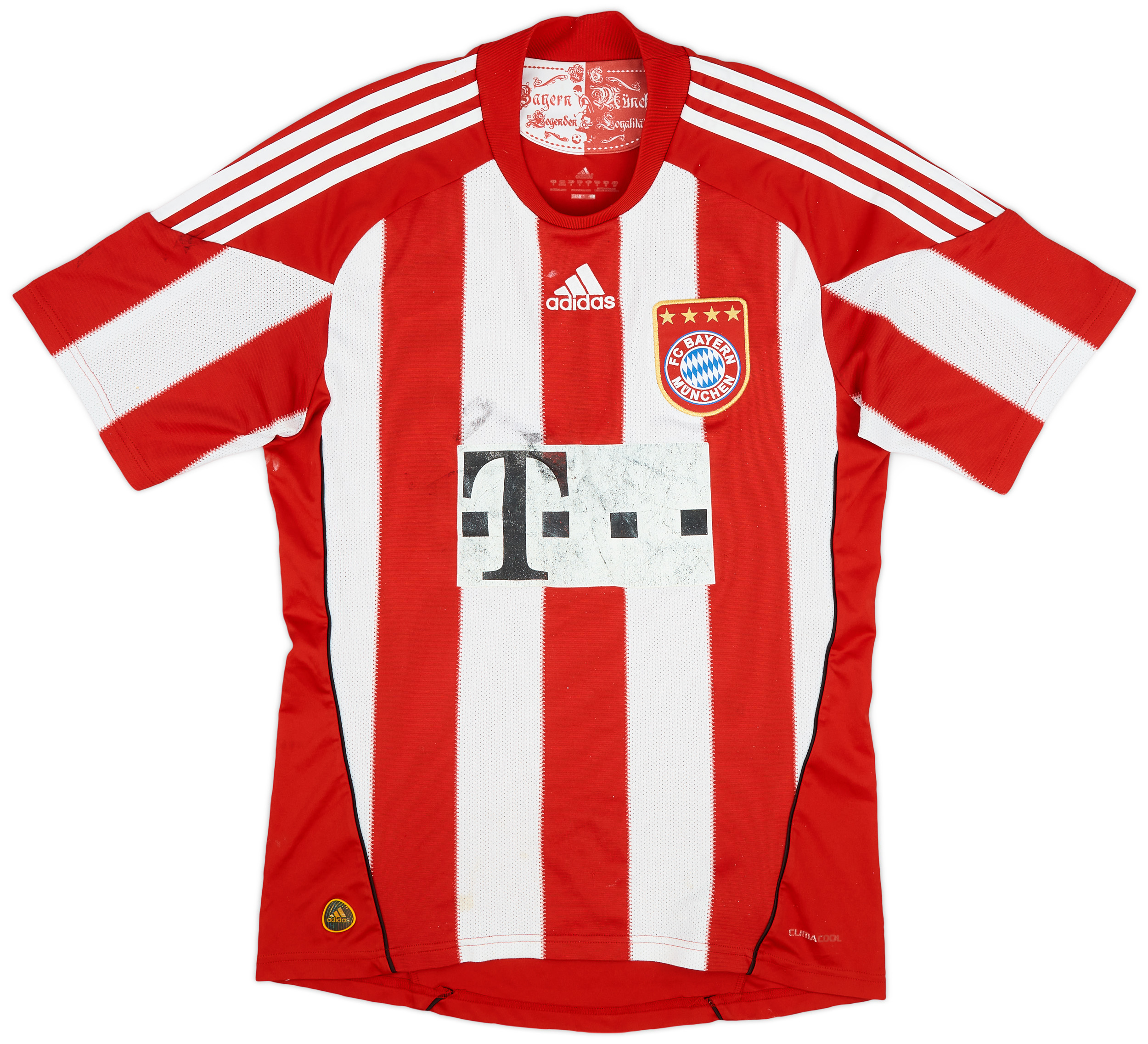 2010-11 Bayern Munich Home Shirt - 4/10 - ()