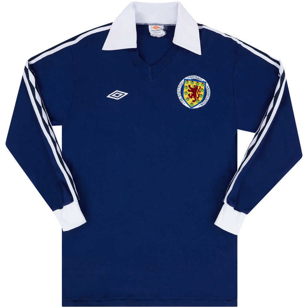 1980-82 Scotland Match Issue Home L/S Shirt #14 (Narey)
