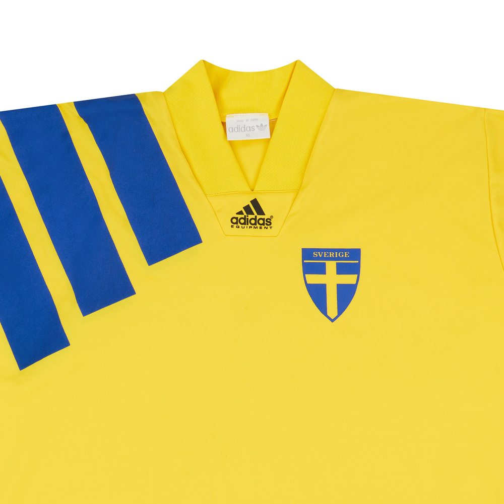 1992-94 Sweden Home Shirt (Excellent) XL-Specials Sweden
