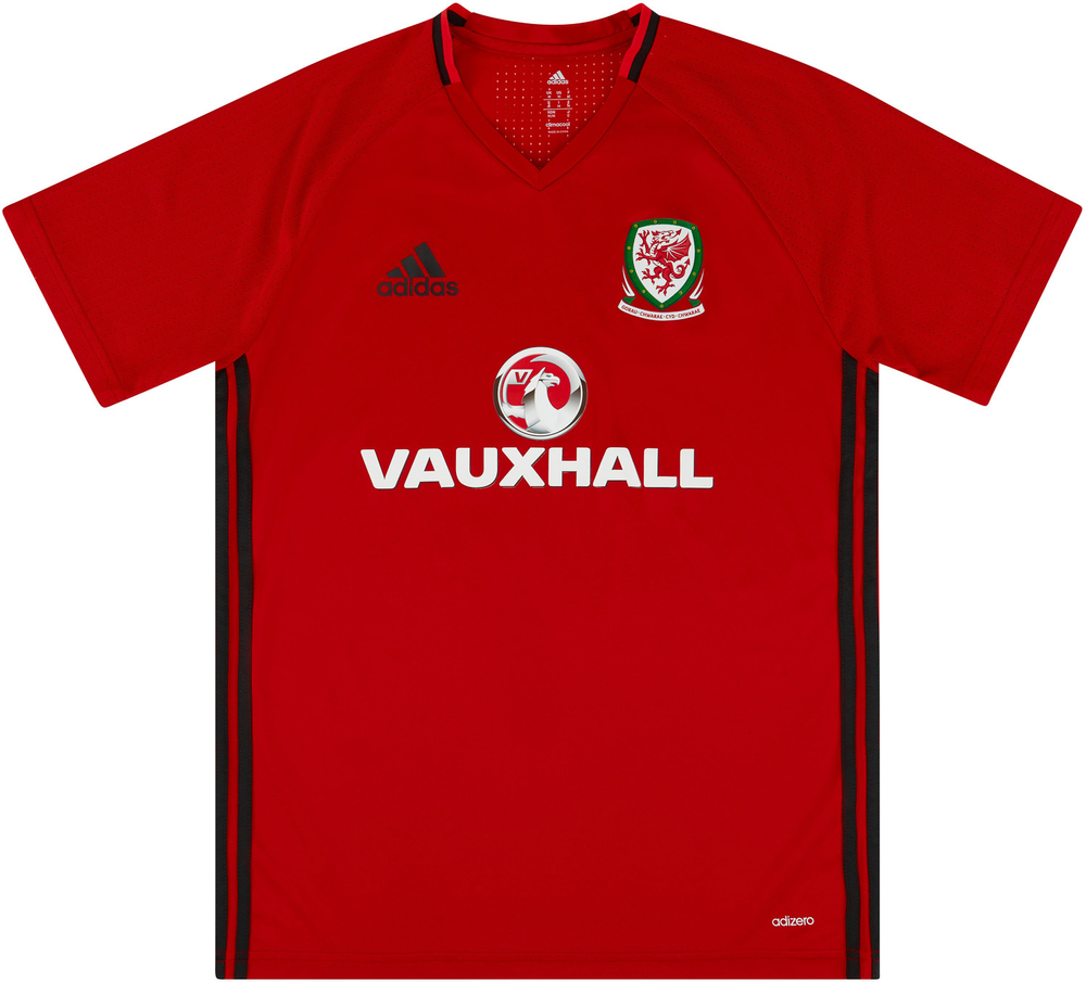 2016-17 Wales Player Issue Training Shirt (Excellent) S-Clearance Wales Player Issue View All Clearance Training Euro 2020 Training Shirts New Training