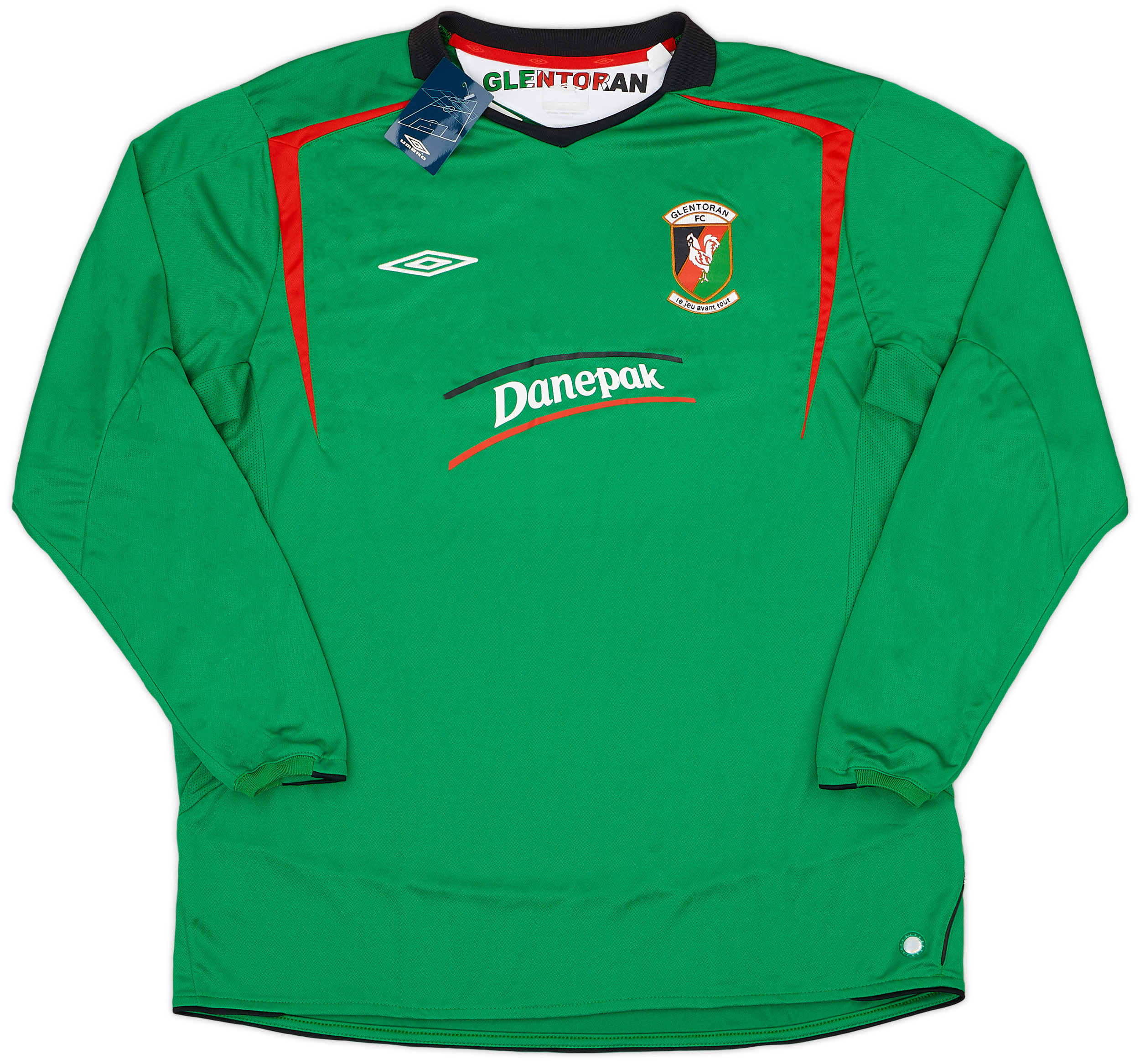 2006-07 Glentoran Home Shirt ()